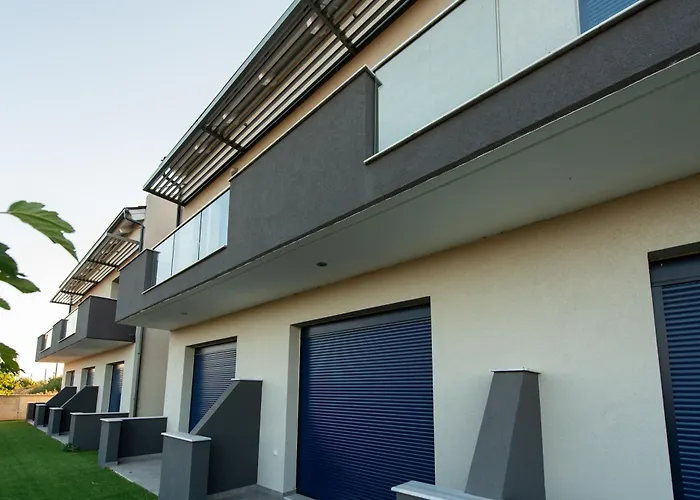 Oasis Apartments